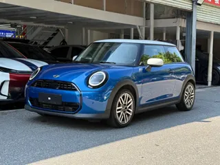 MINI Cooper 2025 купить из Китая, цена 3 495 000 ₽ — Suifenhe Auto