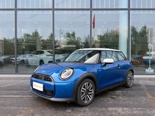 MINI Cooper 2025 купить из Китая, цена 3 514 000 ₽ — Suifenhe Auto