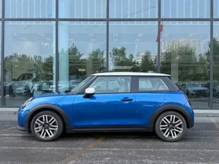 MINI Cooper 2025 купить из Китая, цена 3 514 000 ₽ — Suifenhe Auto