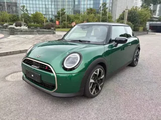 MINI Cooper 2025 купить из Китая, цена 5 247 000 ₽ — Suifenhe Auto