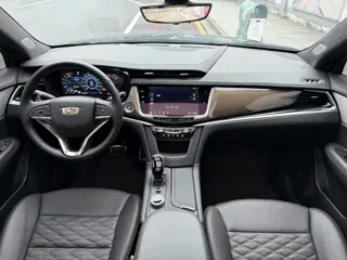 Cadillac XT6 2024 купить из Китая, цена 7 224 000 ₽ — Suifenhe Auto