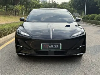 Hongqi Tiangong 05 2025 купить из Китая, цена 3 543 000 ₽ — Suifenhe Auto