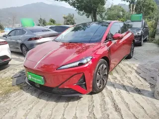 Hongqi Tiangong 05 2025 купить из Китая, цена 3 535 000 ₽ — Suifenhe Auto