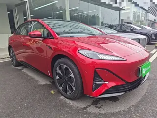 Hongqi Tiangong 05 2026 купить из Китая, цена 3 959 000 ₽ — Suifenhe Auto