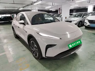 Roewe R7 2025 купить из Китая, цена 3 706 000 ₽ — Suifenhe Auto