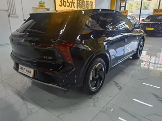 Hongqi Tiangong 06 2025 купить из Китая, цена 3 911 000 ₽ — Suifenhe Auto