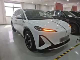Hongqi Tiangong 06 2026 купить из Китая, цена 4 034 000 ₽ — Suifenhe Auto