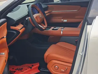 Changan Q07 2025 купить из Китая, цена 3 222 000 ₽ — Suifenhe Auto