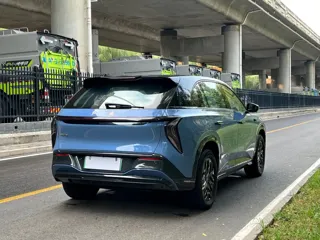 Hongqi Tiangong 08 2024 купить из Китая, цена 4 406 000 ₽ — Suifenhe Auto