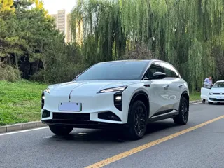 Hongqi Tiangong 08 2025 купить из Китая, цена 4 259 000 ₽ — Suifenhe Auto