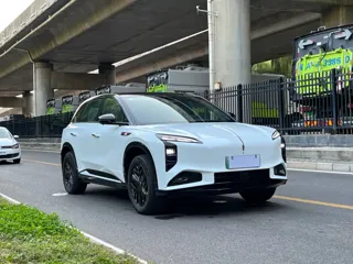Hongqi Tiangong 08 2025 купить из Китая, цена 4 259 000 ₽ — Suifenhe Auto