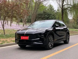 Hongqi Tiangong 08 2024 купить из Китая, цена 6 336 000 ₽ — Suifenhe Auto
