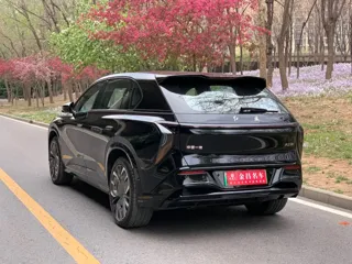 Hongqi Tiangong 08 2024 купить из Китая, цена 6 336 000 ₽ — Suifenhe Auto