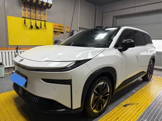 Toyota bZ3X 2026 купить из Китая, цена 3 895 000 ₽ — Suifenhe Auto