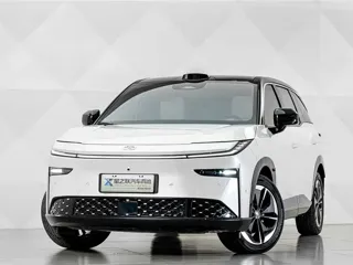 Toyota bZ3X 2025 купить из Китая, цена 3 604 000 ₽ — Suifenhe Auto