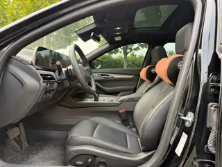 Cadillac CT5 2025 купить из Китая, цена 4 314 000 ₽ — Suifenhe Auto