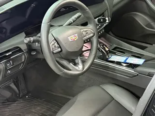 Cadillac CT5 2025 купить из Китая, цена 5 501 000 ₽ — Suifenhe Auto