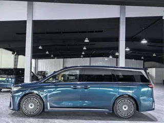 Voyah Dreamer 2025 купить из Китая, цена 6 881 000 ₽ — Suifenhe Auto