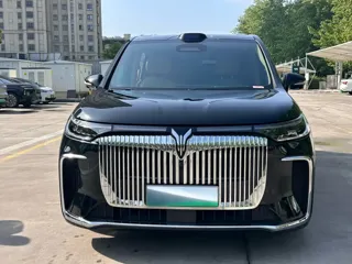 Voyah Dreamer 2025 купить из Китая, цена 6 450 000 ₽ — Suifenhe Auto