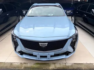 Cadillac CT5 2025 купить из Китая, цена 5 656 000 ₽ — Suifenhe Auto