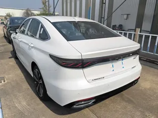 Chery Arrizo 8 Pro 2026 купить из Китая, цена 3 323 000 ₽ — Suifenhe Auto