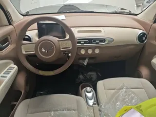 Wuling Hong Guang Mini EV 2026 купить из Китая, цена 1 153 000 ₽ — Suifenhe Auto