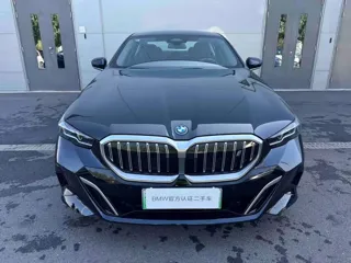 BMW i5 2026 купить из Китая, цена 5 572 000 ₽ — Suifenhe Auto