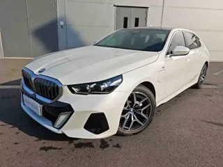 BMW i5 2026 купить из Китая, цена 5 517 000 ₽ — Suifenhe Auto