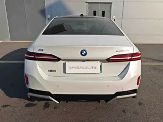 BMW i5 2026 купить из Китая, цена 5 517 000 ₽ — Suifenhe Auto