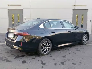 BMW i5 2025 купить из Китая, цена 5 797 000 ₽ — Suifenhe Auto