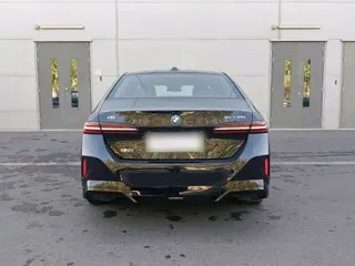 BMW i5 2025 купить из Китая, цена 5 797 000 ₽ — Suifenhe Auto