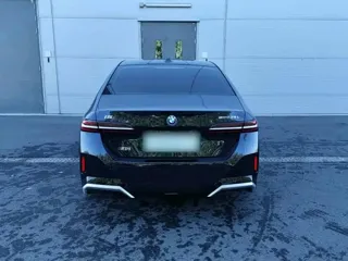 BMW i5 2026 купить из Китая, цена 5 944 000 ₽ — Suifenhe Auto