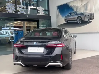 BMW i5 2025 купить из Китая, цена 5 959 000 ₽ — Suifenhe Auto
