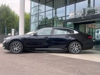 BMW i5 2025 купить из Китая, цена 5 959 000 ₽ — Suifenhe Auto