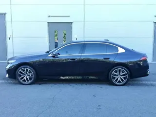 BMW i5 2026 купить из Китая, цена 6 143 000 ₽ — Suifenhe Auto