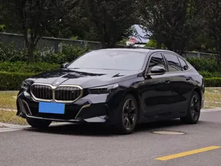 BMW i5 2024 купить из Китая, цена 4 667 000 ₽ — Suifenhe Auto