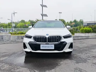 BMW i5 2026 купить из Китая, цена 6 069 000 ₽ — Suifenhe Auto