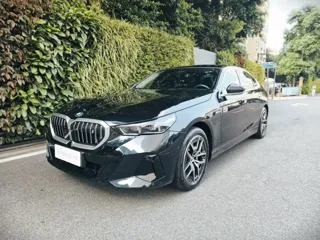 BMW i5 2025 купить из Китая, цена 5 903 000 ₽ — Suifenhe Auto