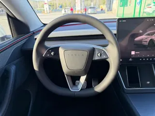 Tesla Model Y 2025 купить из Китая, цена 7 476 000 ₽ — Suifenhe Auto