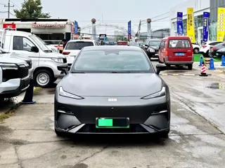 Geely E8 2025 купить из Китая, цена 4 335 000 ₽ — Suifenhe Auto