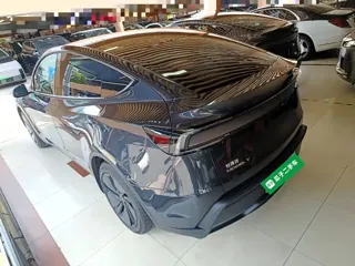 Tesla Model Y 2025 купить из Китая, цена 5 431 000 ₽ — Suifenhe Auto