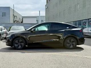 Tesla Model Y 2025 купить из Китая, цена 5 144 000 ₽ — Suifenhe Auto