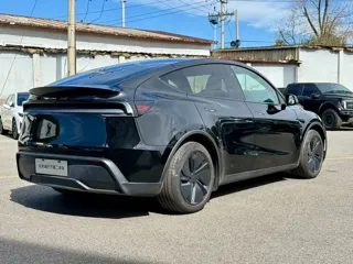 Tesla Model Y 2025 купить из Китая, цена 5 144 000 ₽ — Suifenhe Auto