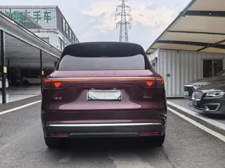 AITO M8 2025 купить из Китая, цена 8 980 000 ₽ — Suifenhe Auto
