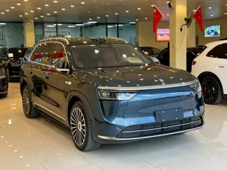 AITO M8 2025 купить из Китая, цена 9 370 000 ₽ — Suifenhe Auto