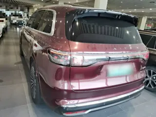AITO M8 2025 купить из Китая, цена 8 984 000 ₽ — Suifenhe Auto