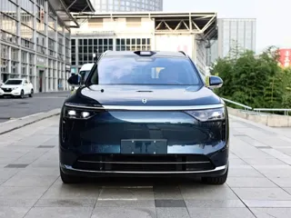 AITO M8 2025 купить из Китая, цена 9 116 000 ₽ — Suifenhe Auto
