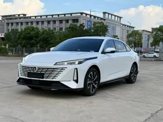 Changan Eado 2025 купить из Китая, цена 2 229 000 ₽ — Suifenhe Auto
