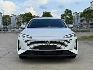 Changan Eado 2025 купить из Китая, цена 2 229 000 ₽ — Suifenhe Auto