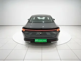 Changan PHEV 2025 купить из Китая, цена 2 647 000 ₽ — Suifenhe Auto